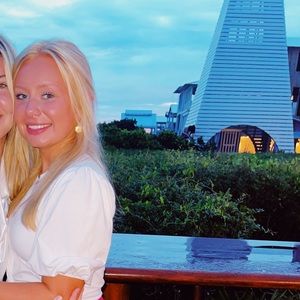 Meet your Posher, Annalee